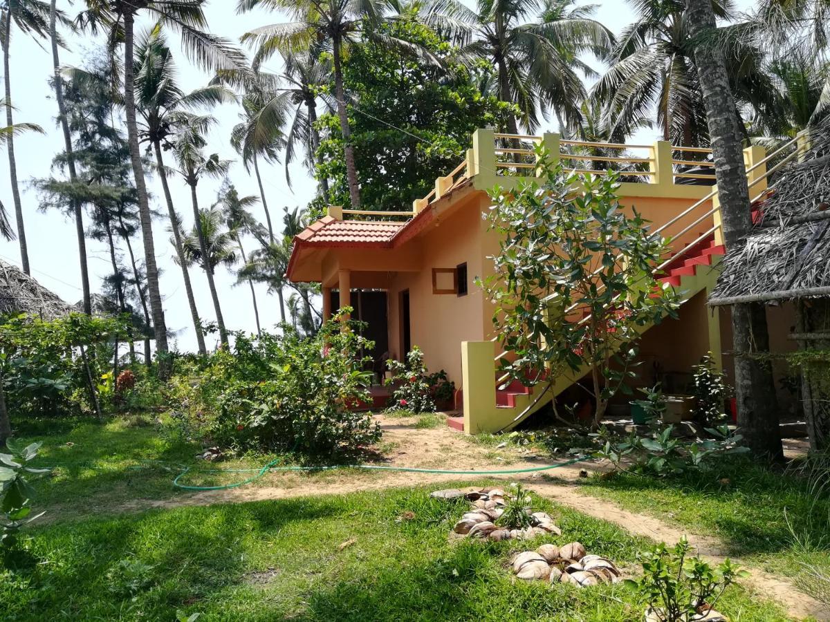 Sukriti Beach Resort Varkala Extérieur photo
