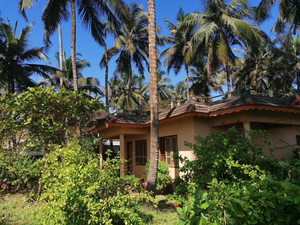 Sukriti Beach Resort Varkala Extérieur photo