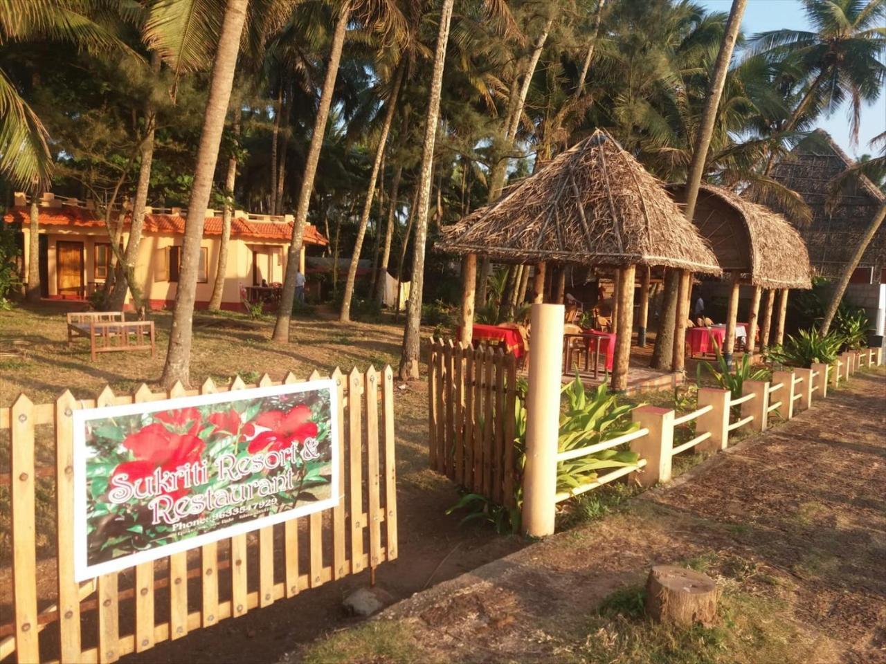 Sukriti Beach Resort Varkala Extérieur photo